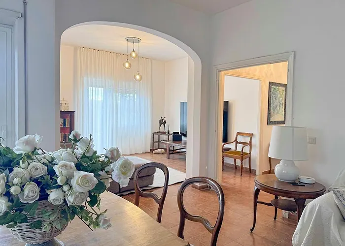 Appartamento 120 Sqm Elegance In With Private Parking Roma