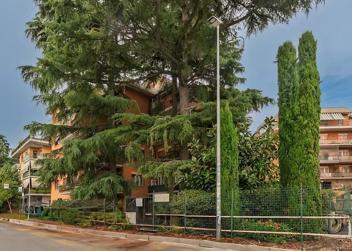 120 Sqm Elegance In With Private Parking *