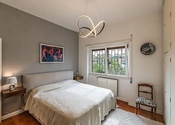 120 Sqm Elegance In With Private Parking Appartamento *