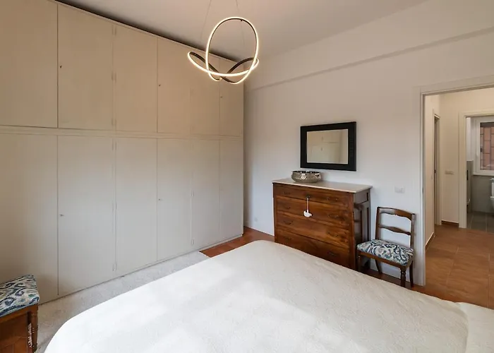 120 Sqm Elegance In With Private Parking *