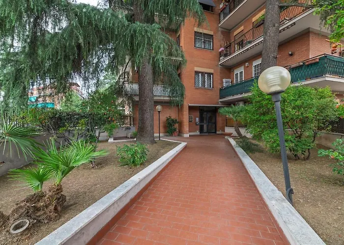 Appartamento 120 Sqm Elegance In With Private Parking Roma